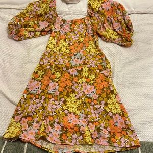 Billabong, flowered, puff sleeve dress